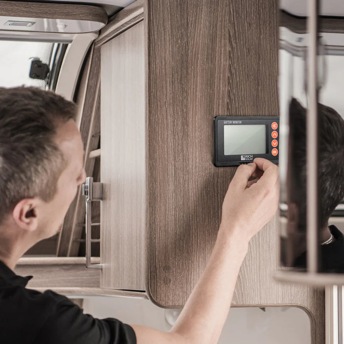 RICH SOLAR 500 Amp Battery Monitor with Shunt 8~120V 500A